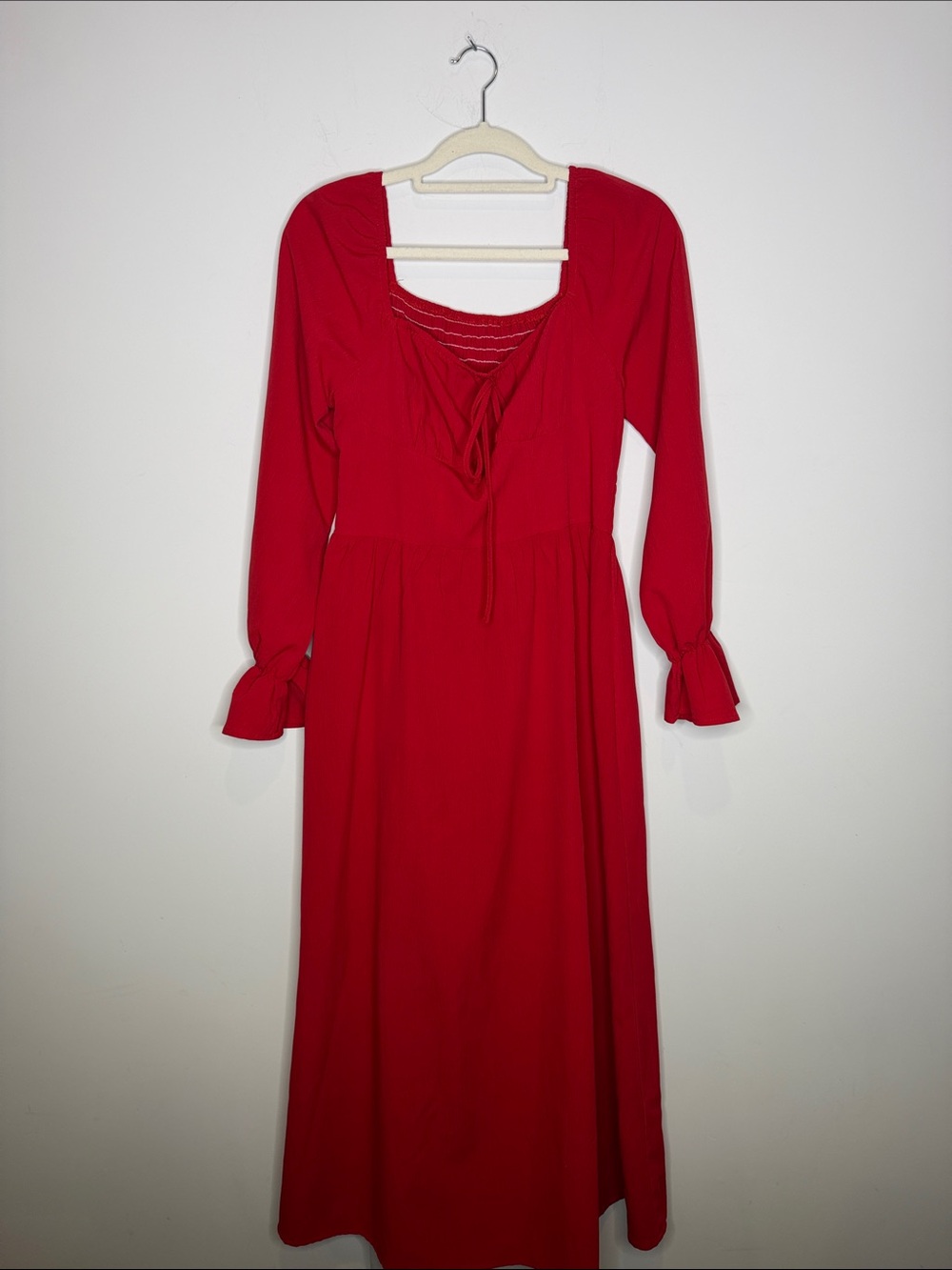 Size Large Red Long-Sleeve MilkMaid Feminine Smocked Back Vacation Maxi Dress